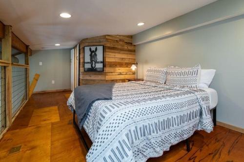 Apartamento Comfy Loft W Huge Couch And Bed In Downtown Lex