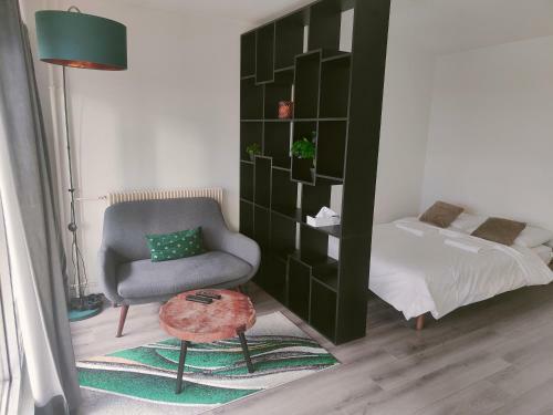Apartamento Charmant Studio Au Coeur de La D�fense