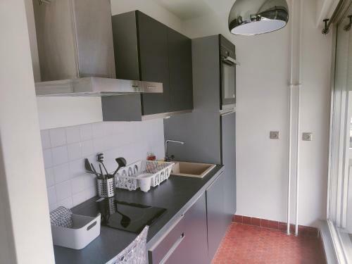 Apartamento Charmant Studio Au Coeur de La D�fense
