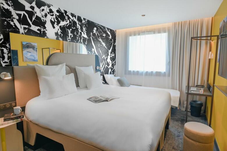 Hotel Tribe Paris La Defense Esplanade