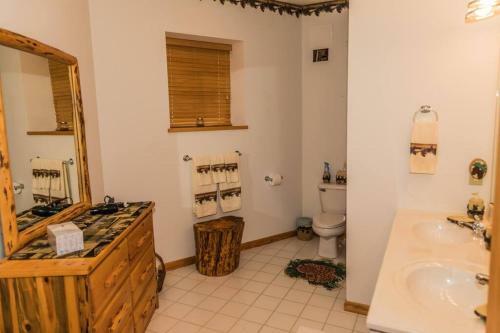 Pinnacle Paradise! Hot Tub! Dock Slip Included!
