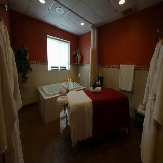 Hotel Oak Island Resort, Spa Conve