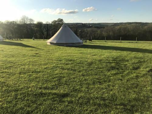 Home Farm Glamping Bell Tents With Log Burner And Fire Pit