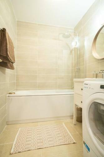 Apartamento Bien Chez Soi � Evry Appt 53m2 Balcon Parking