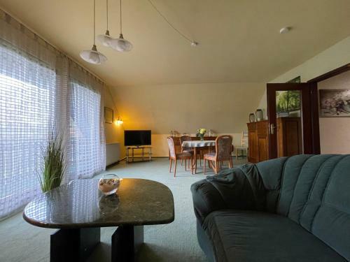 Apartamento Ferienwohnung Wiesenblick