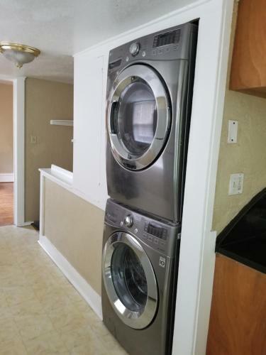 Apartamento Queen Bed In Shared 3 Bedroom House By Kcmo Downtown