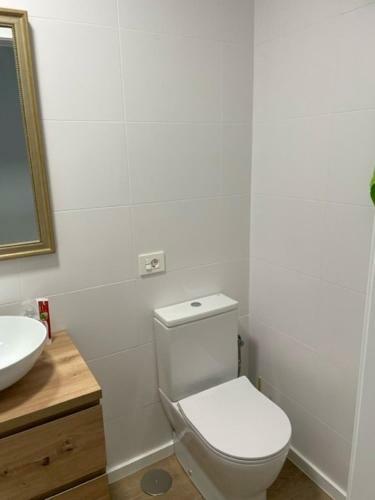 Apartamento A Estrenar A 50 Metros de La Playa de Silgar