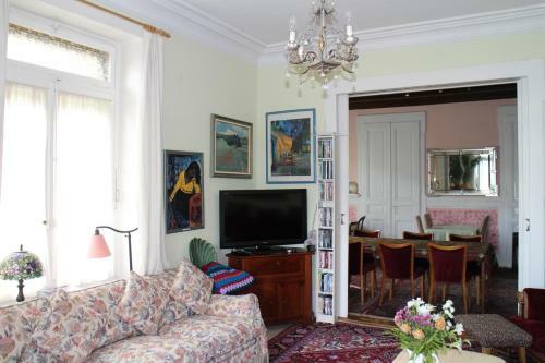 Les Airelles Bed And Breakfast
