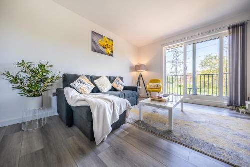 Apartamento Ash View Place 4 -heathrow - Thorpe Park - Free Parking
