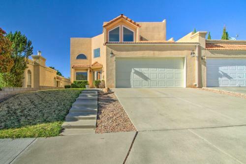 Casa Especial Family Retreat With Pool Table!