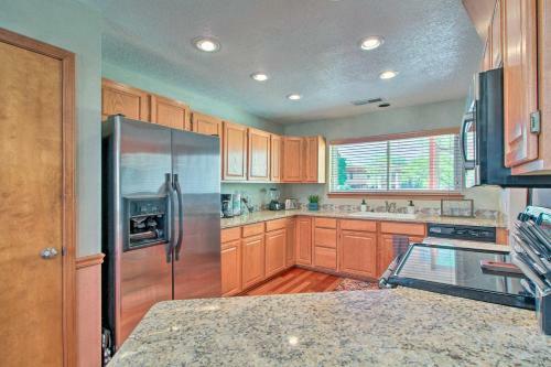 Casa Especial Family Retreat With Pool Table!