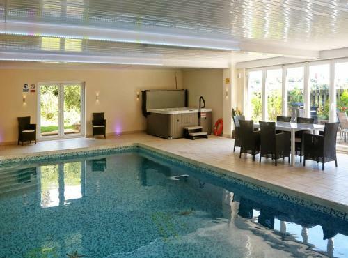 Torbay Rise Sea Side Villa With Family Facilities