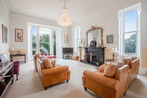 Stunning Apartment In Victorian Villa With Garden