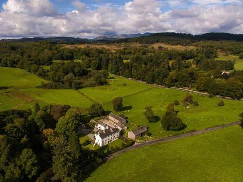 Low Graythwaite Hall