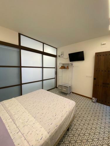Apartamento Amplio Piso En Primera Linea de Playa. Casco Antiguo