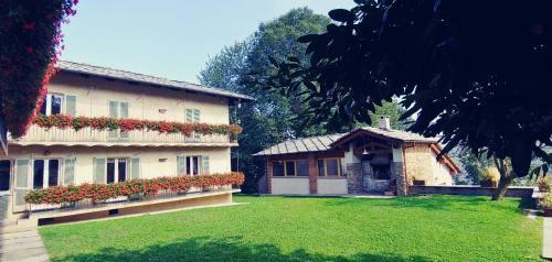 Villa Dionisia's Home, Pool, Spa On Monviso Unesco Alps