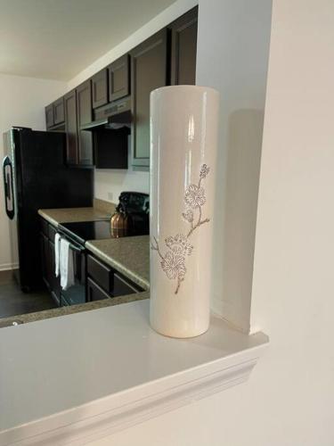 Oasis 10 Minutes From Uptown Entire Home