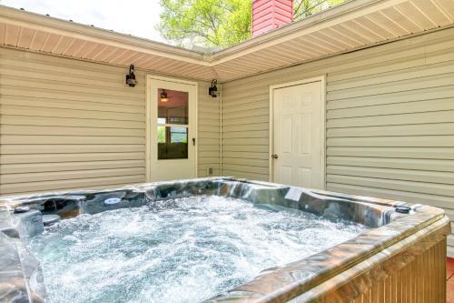 Little Creek Cottage