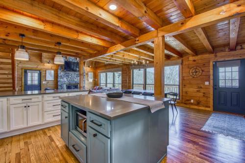 Laurel Lodge