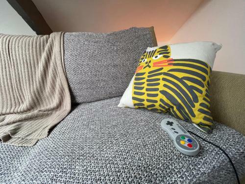 Cheerful 2 Bedroom Townhouse With Cinema Loft