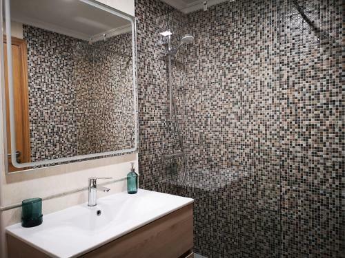Apartamento �tico Vacacional Con Piscina