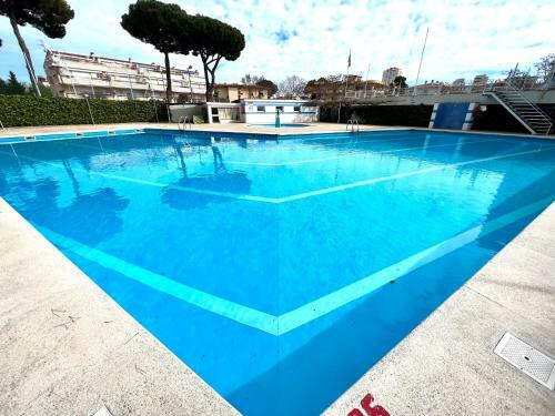 Oriol Center Apartments