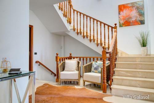 Villa Galasol With Heated Pool