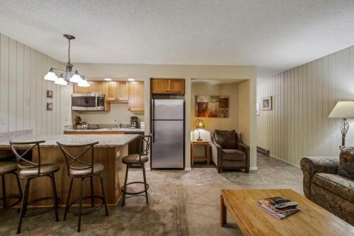 Ski House 108