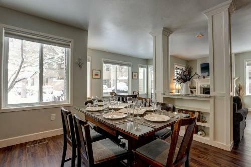 21 Eaglewood