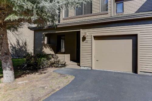 22 Eaglewood