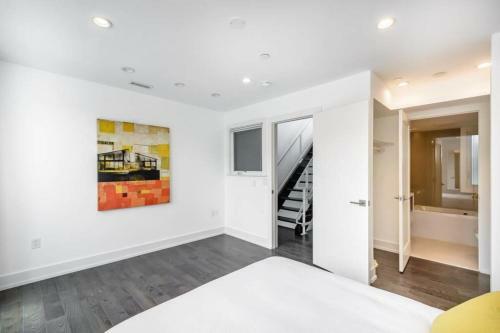 The Gallery Stunning 6bd House W Spa And Parking