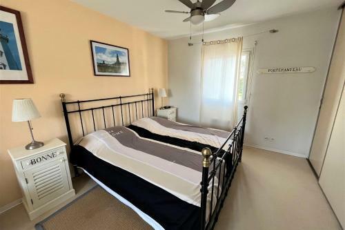 Belle Villa Avec Piscine Priv�e � 800 M de Loc�an 6 Pers
