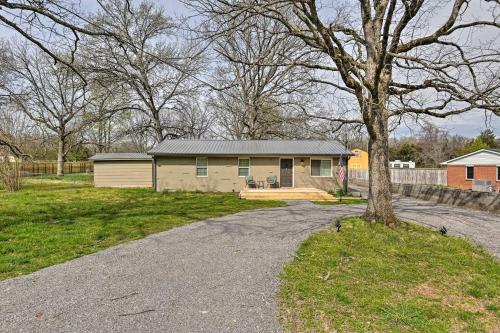 Cozy Murfreesboro Home With Furnished Patio!