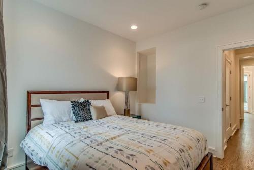 4 Connecting Condos - Sleeps 32 To 36 - Firepits - Garages - Rooftops Decks - Great Views - Security