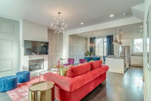 4 Connecting Condos - Sleeps 32 To 36 - Firepits - Garages - Rooftops Decks - Great Views - Security