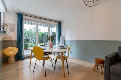 Vieux Lille - Superb Apartment Terrace Parking!
