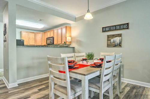 Apartamento Dtwn Pigeon Forge Condo With 2 Community Pools!