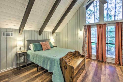 Brookeland Resort Cabin With Golf And Lake Access
