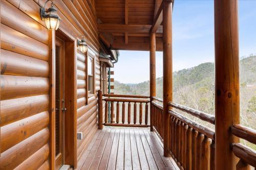 Blue Ridge Refuge Cabin