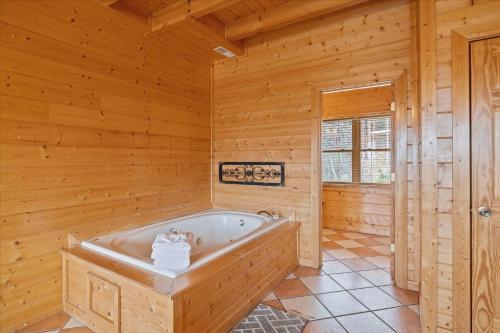 Blue Ridge Refuge Cabin