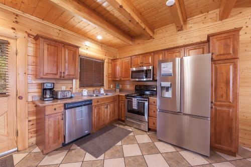 Blue Ridge Refuge Cabin