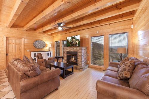 Blue Ridge Refuge Cabin