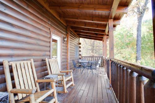 Sleepy Willow Cabin