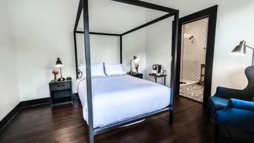 Hotel Giles