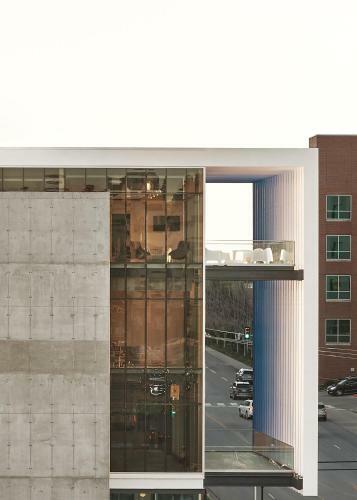 Hotel Revel