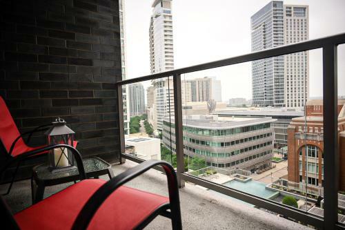 Apartamento Drakes Closet Uptown Dallas