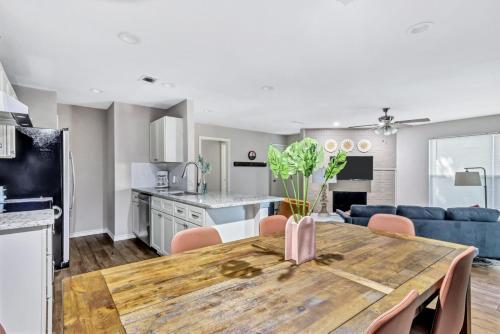 Wanderjaunt - Beautiful 3br Home In Highland Meadows