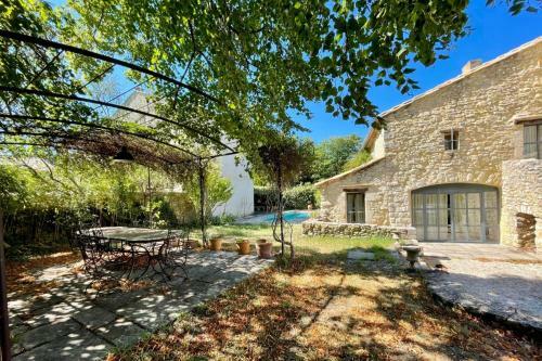 Villa Cocottes de Lussan 6 Personnes Piscine