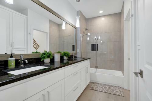 New! Sweet Haus With Fire Pit-mins To Lake Travis!