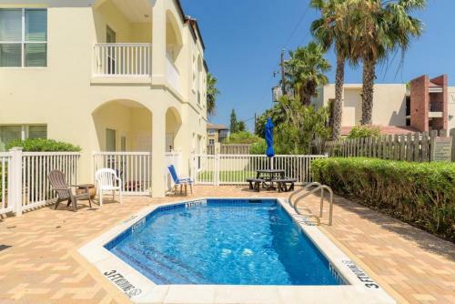 Sea Shell Isle 2c By Padre Getaways